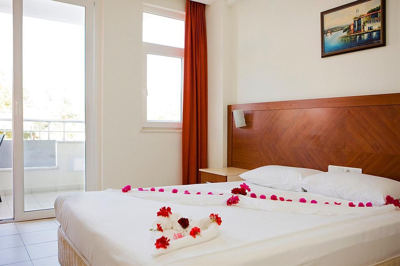 Hotel Irem Family Club Side